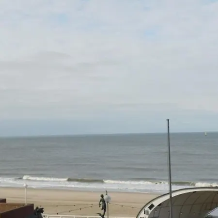 1-27, Seeseite, Haus Metropol, 1 Etage * Sylt