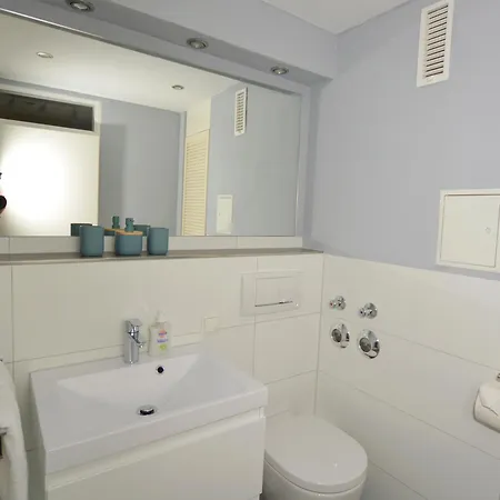 1-27, Seeseite, Haus Metropol, 1 Etage 아파트