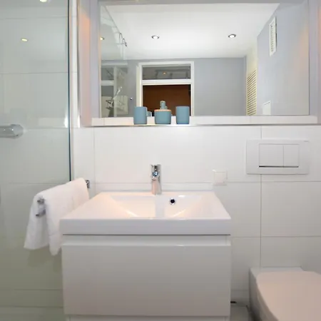 1-27, Seeseite, Haus Metropol, 1 Etage Sylt