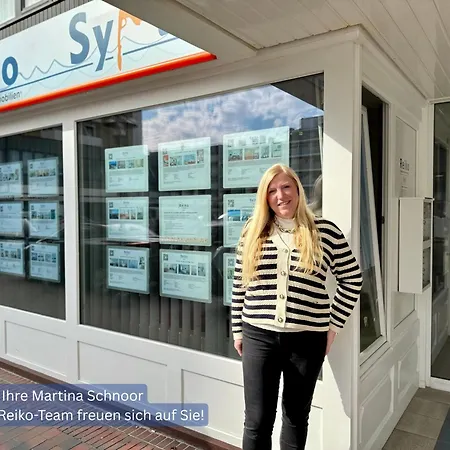 1-27, Seeseite, Haus Metropol, 1 Etage *